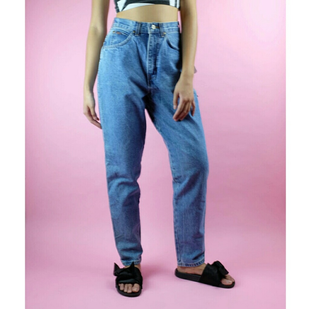 *FINAL MARKDOWN* Vintage high waisted jeans